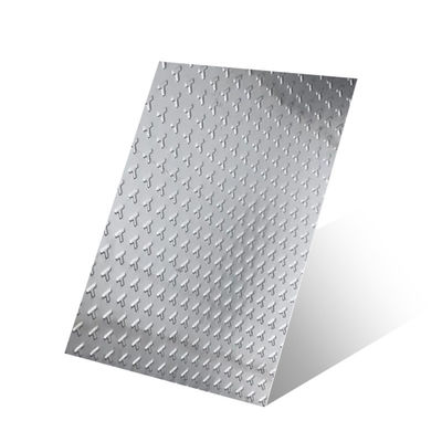 304 2mm T طرح دار فولاد ضد زنگ صفحه مربع برای کف ساختمان